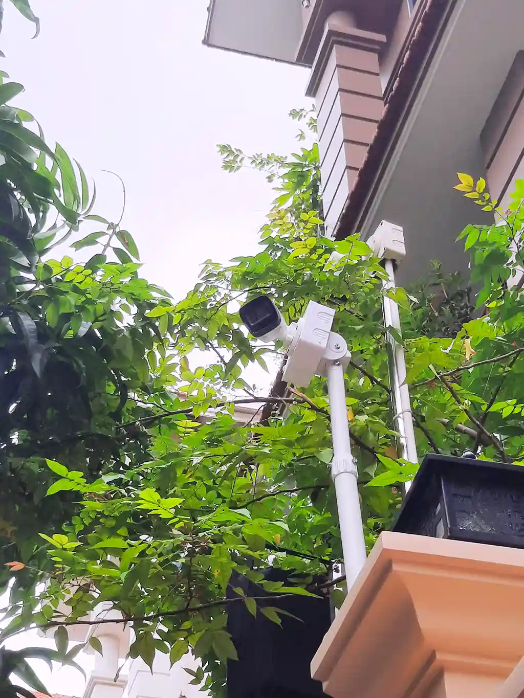Hoàn thiện thi công hệ thống camera giám sát chất lượng cao tại tòa nhà 5 tầng – Quận